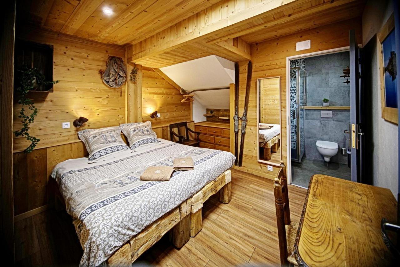 Chalet Hotel La Tuviere Bike Inn Сен-Жан-дьо-Мориен Екстериор снимка